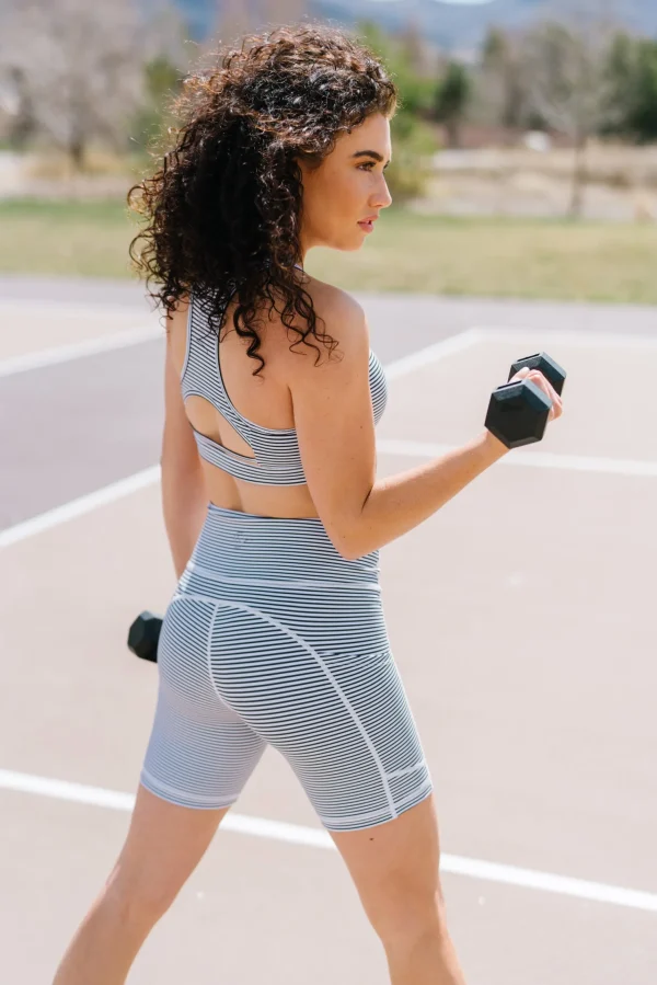Shorts>Maven Thread Biker Shorts - 6''- Bu0026W Stripe