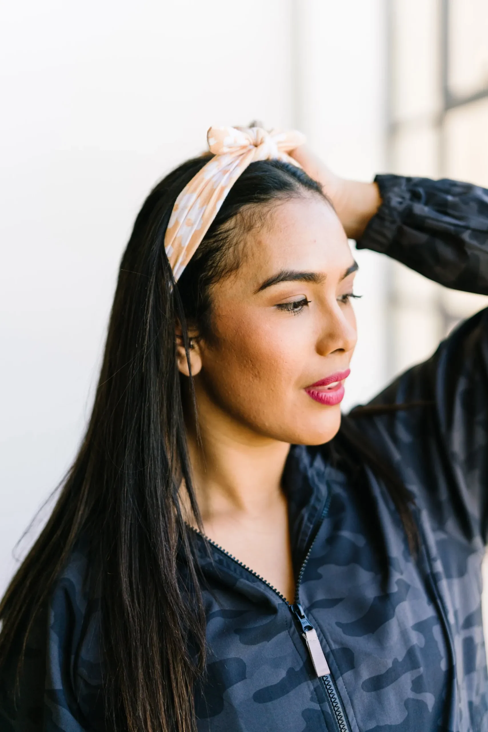 blossom___bow_headband_2.webp Headbands>Maven Thread BLOSSOM - 4'' Bow Headband