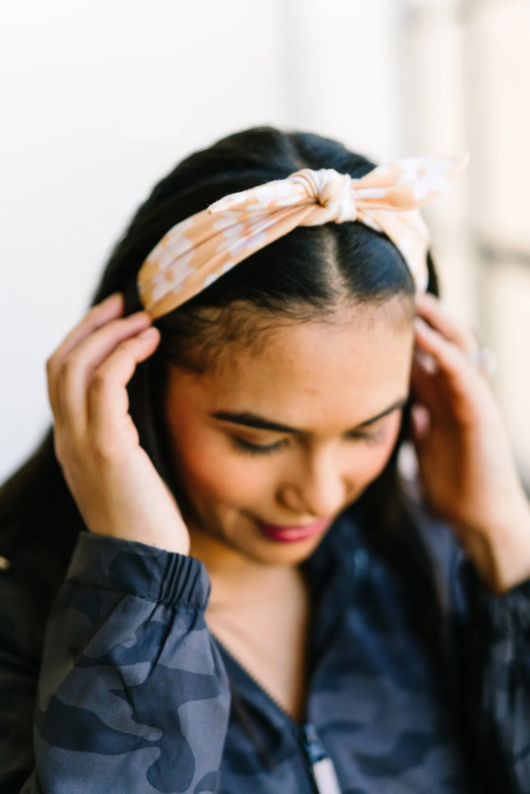 blossom___bow_headband_4.webp Headbands>Maven Thread BLOSSOM - 4'' Bow Headband