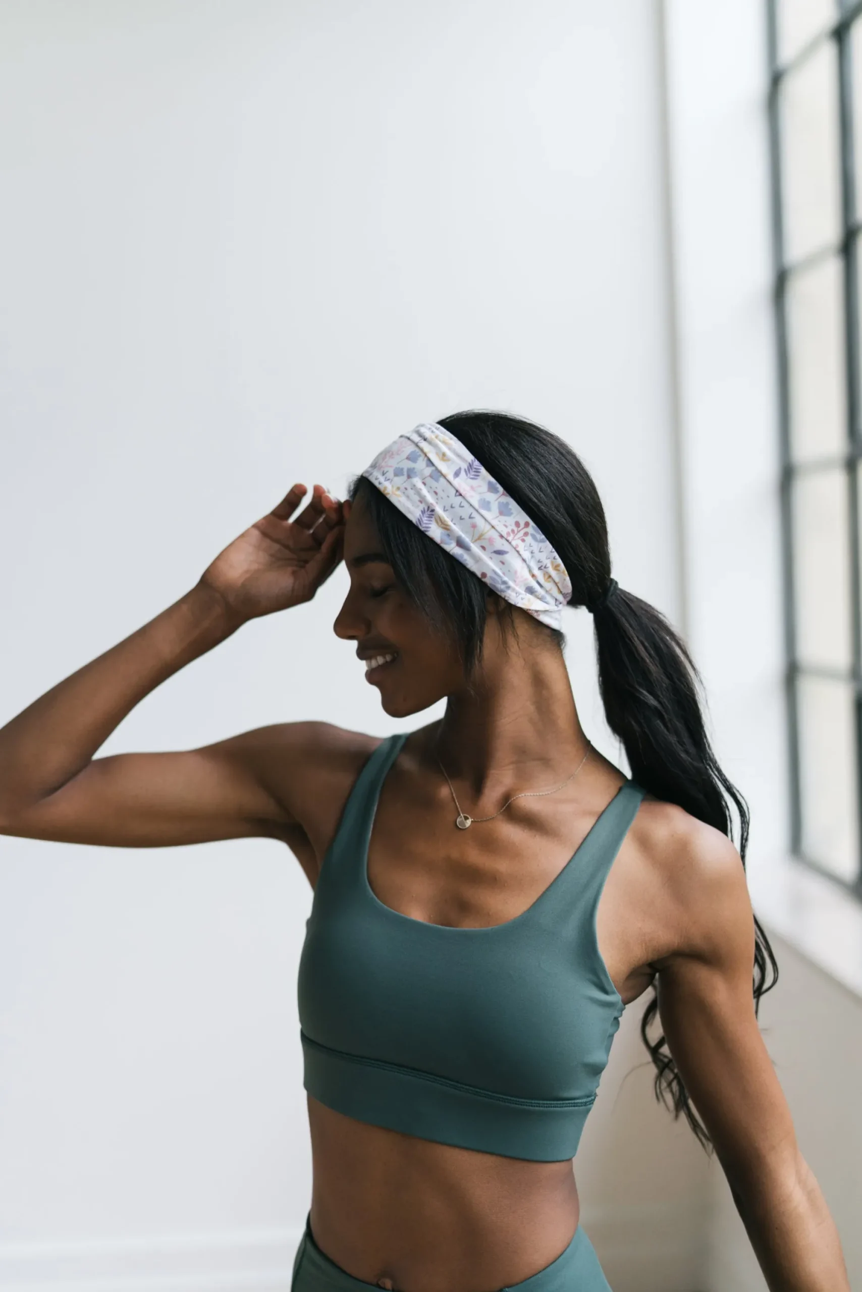 blossom___headband_5.webp Headbands>Maven Thread BLOSSOM - 4'' Headband
