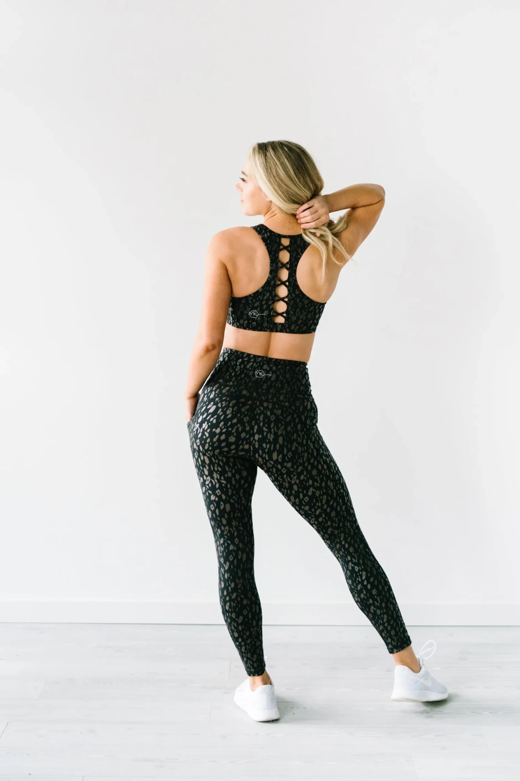 courage_sports_bra__black_2-2.webp Sports Bras>Maven Thread Courage Sports Bra - Black w/Brown Leopard