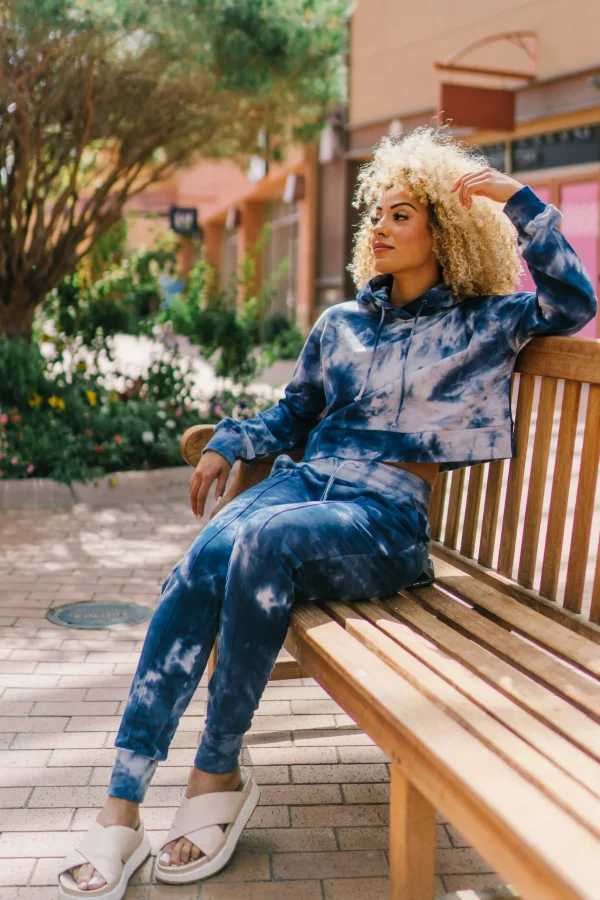 Hoodies + Sleep | Hoodies>Maven Thread Crop Hoodie - Navy Tie Dye