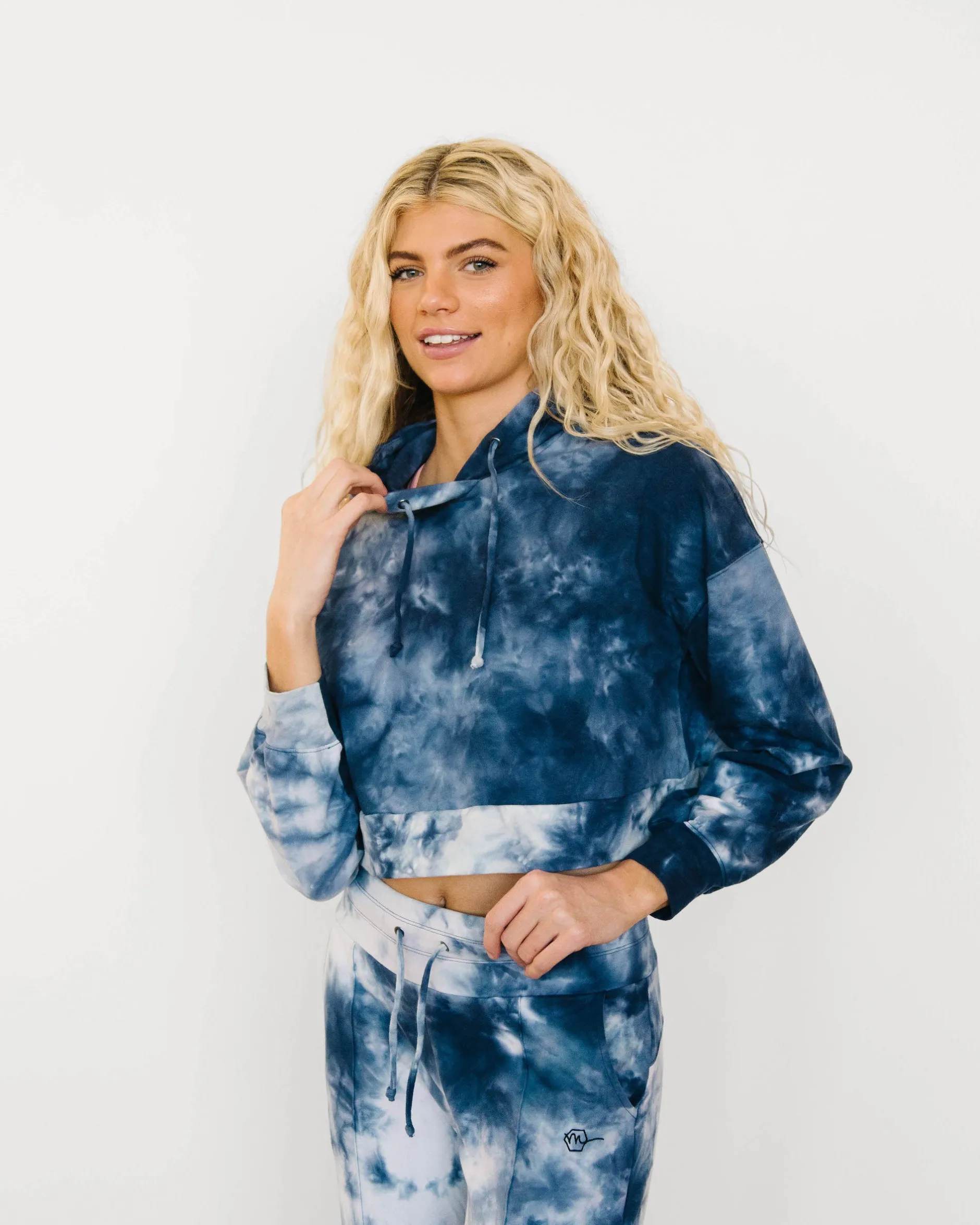 crop_hoodie__navy_tie_dye_11.webp Hoodies + Sleep | Hoodies>Maven Thread Crop Hoodie - Navy Tie Dye