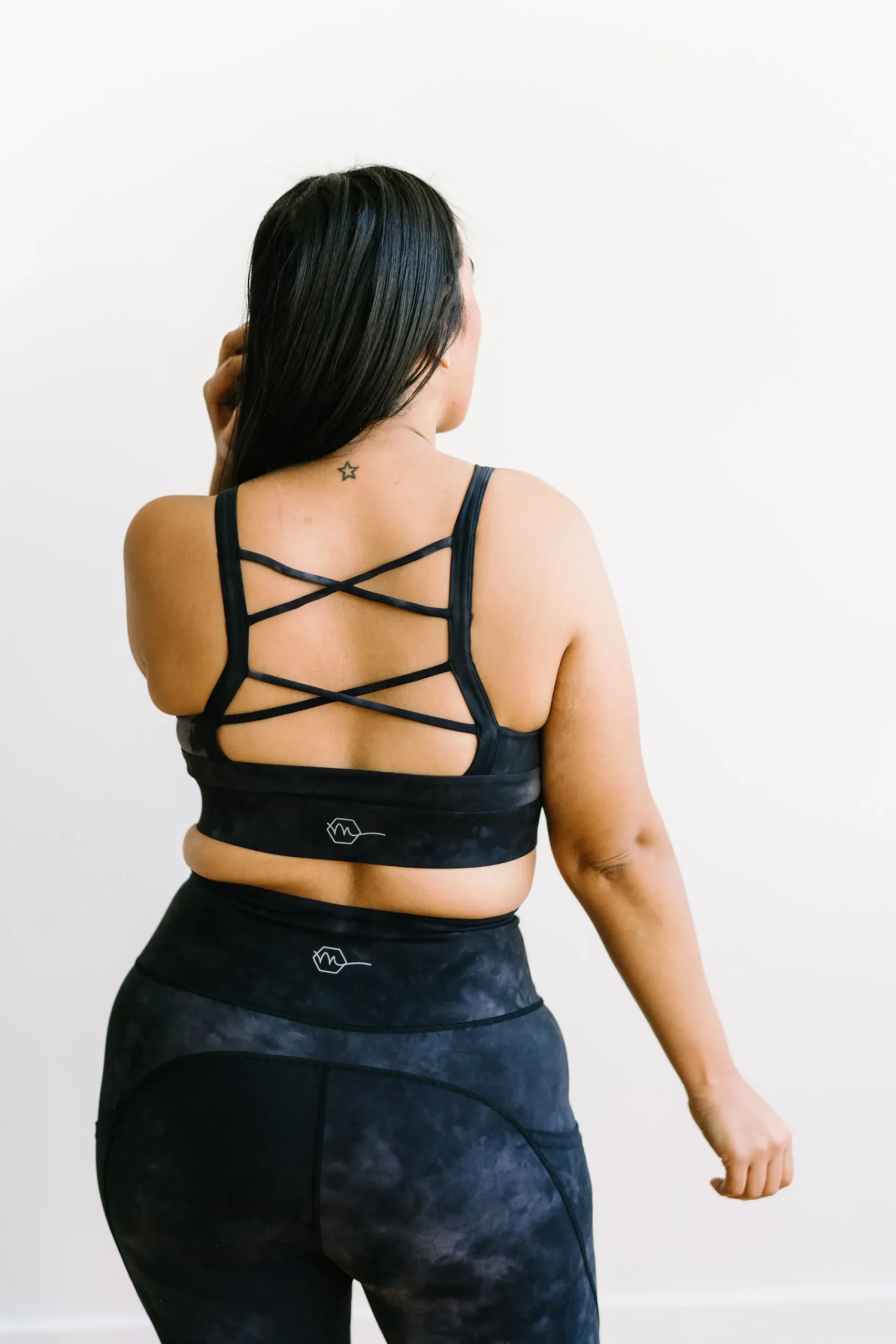 fearless_sports_bra__blac_3-1.webp Sports Bras>Maven Thread Fearless Sports Bra - Black Tie Dye