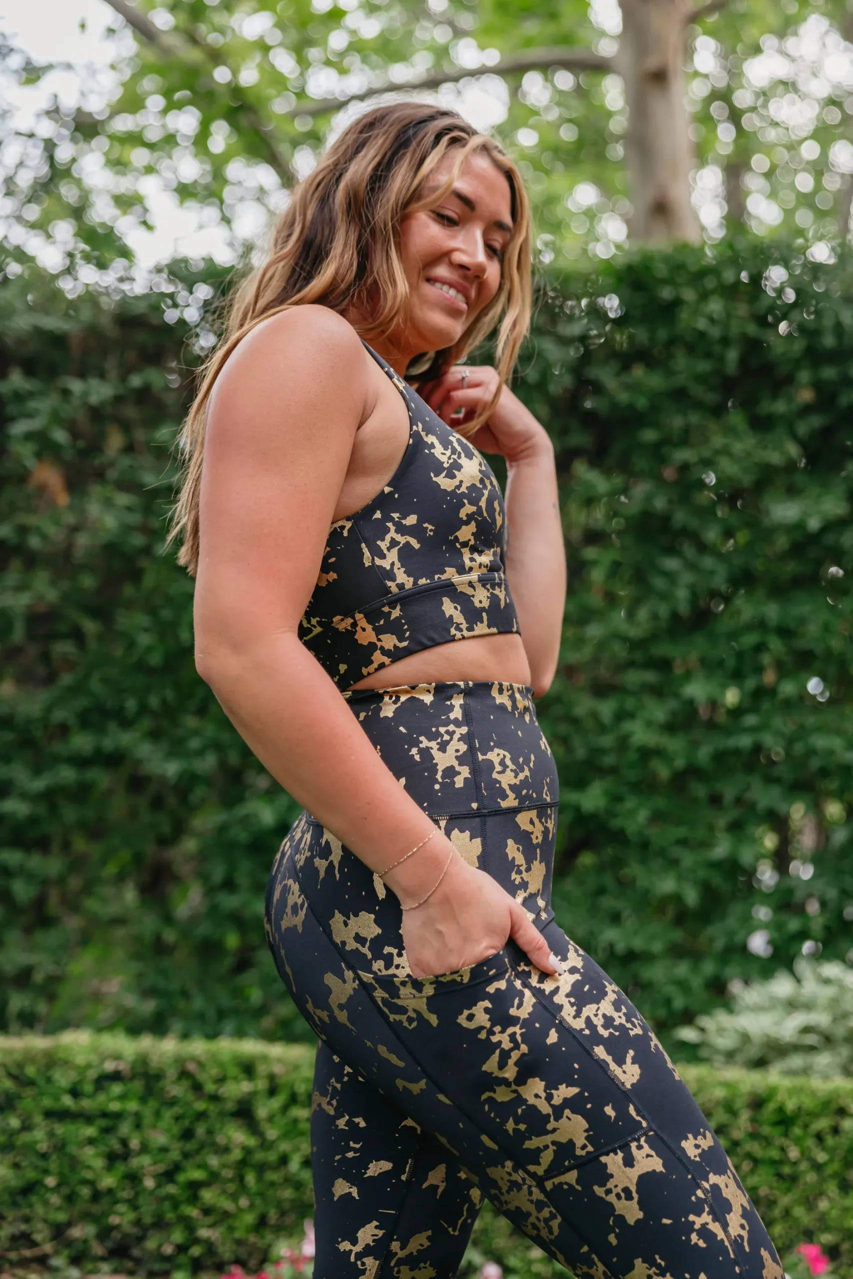 fierce_sports_bra__gold_f_6.webp Sports Bras>Maven Thread Fierce Sports Bra - Gold Foil
