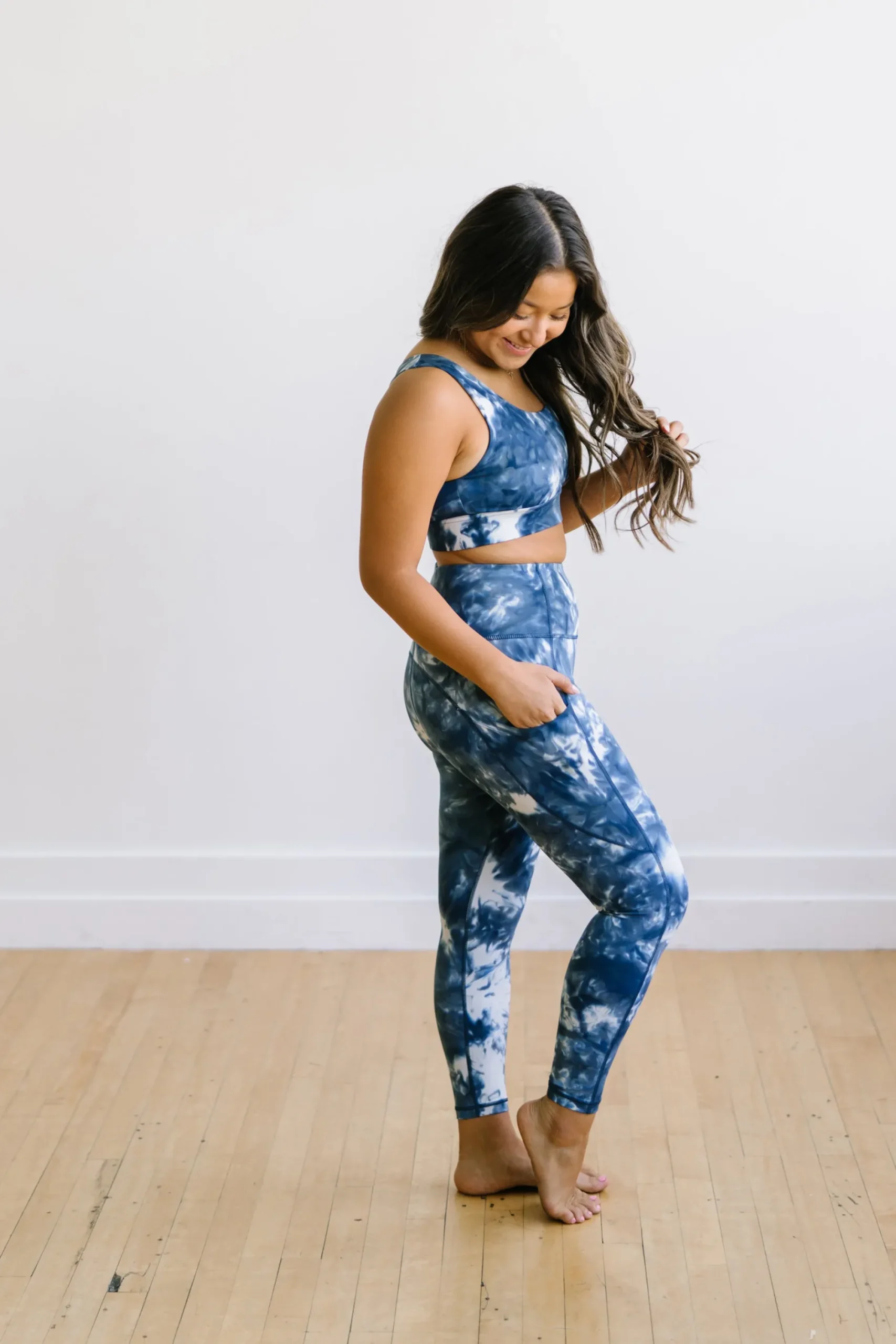 fierce_sports_bra__navy_t_2.webp Sports Bras>Maven Thread Fierce Sports Bra - Navy Tie Dye