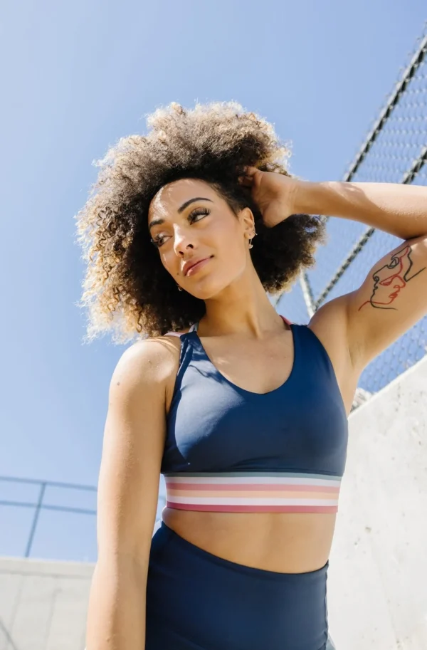 Sports Bras>Maven Thread Flow Sports Bra - Navy Rainbow