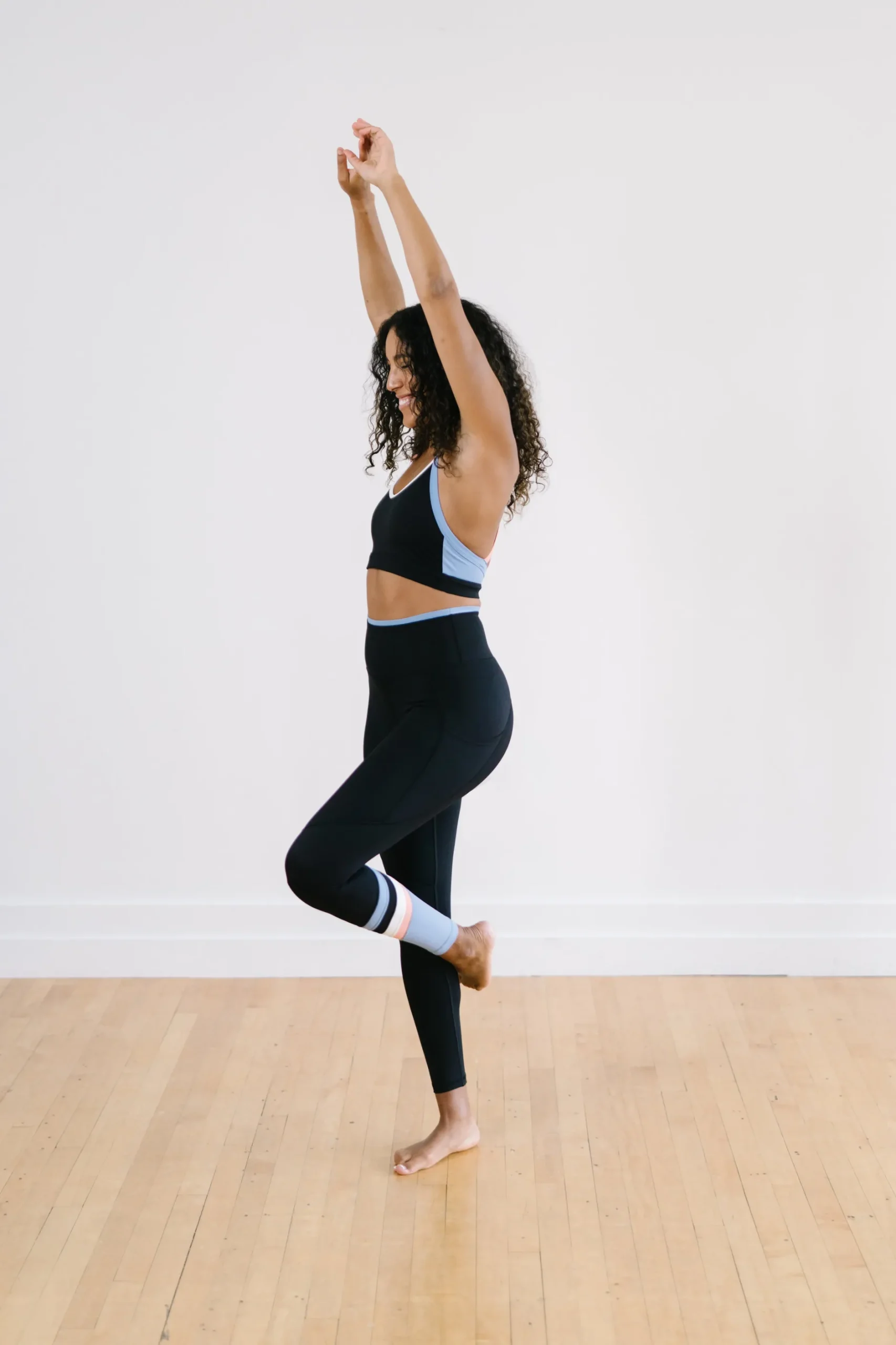 hype_leggings__sunrise_2.webp Leggings>Maven Thread Hype Leggings - Sunrise