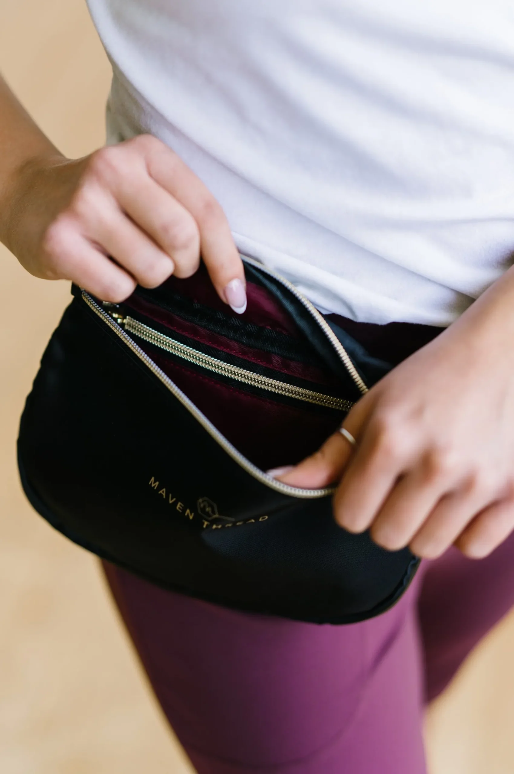 in_everyday_bag__black_11.webp 3-In-1 Everyday Bag>Maven Thread 3-in-1 Everyday Bag - Black