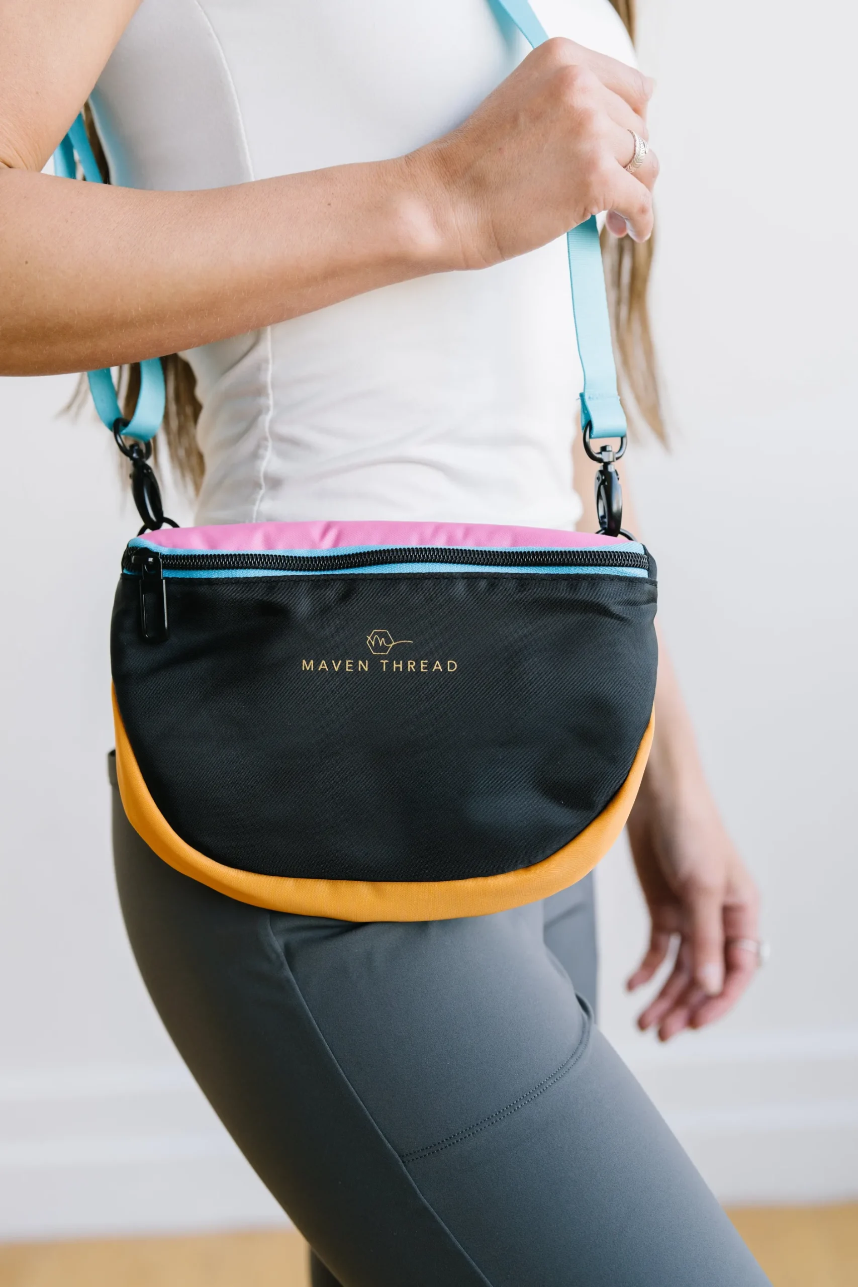 in_everyday_bag__black_ne_1.webp 3-In-1 Everyday Bag>Maven Thread 3-in-1 Everyday Bag - Black Neon