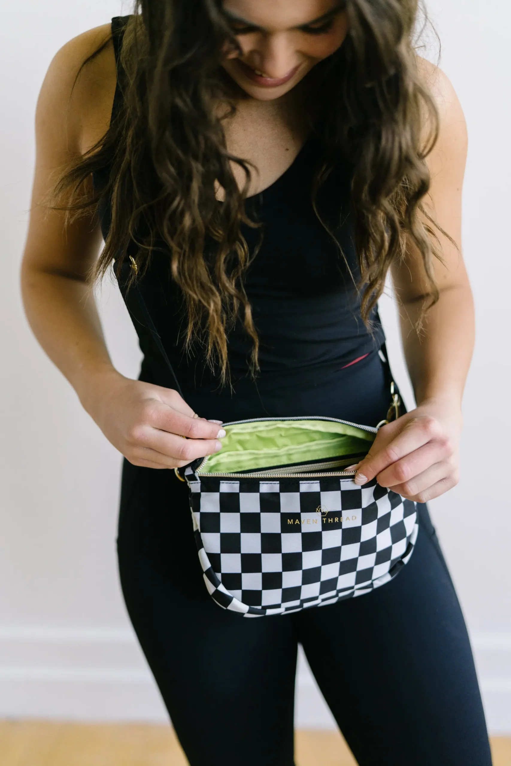 in_everyday_bag__buw_chec_4.webp 3-In-1 Everyday Bag>Maven Thread 3-in-1 Everyday Bag - Bu0026W Checkered