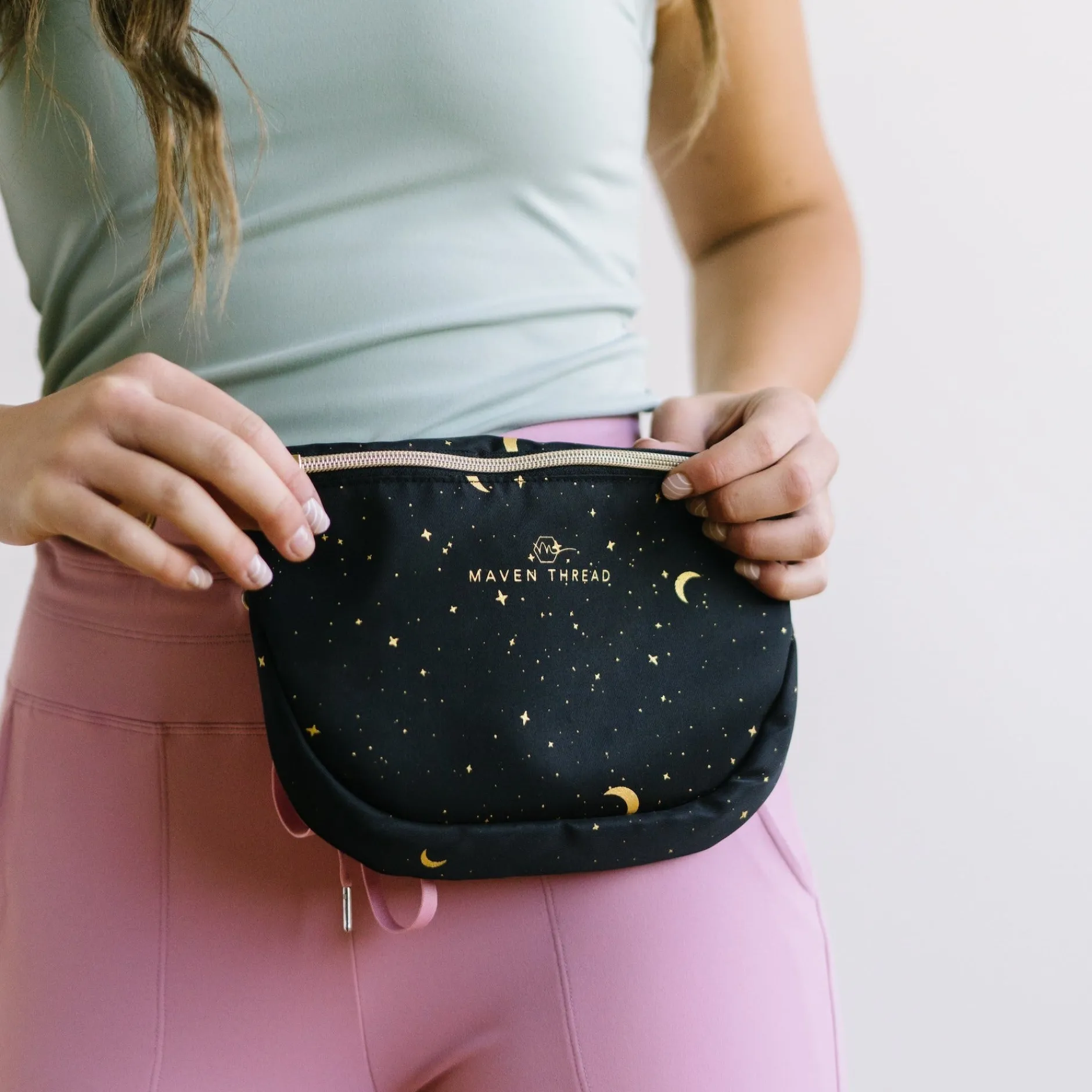 in_everyday_bag__moons_4.webp 3-In-1 Everyday Bag>Maven Thread 3-in-1 Everyday Bag - Moons