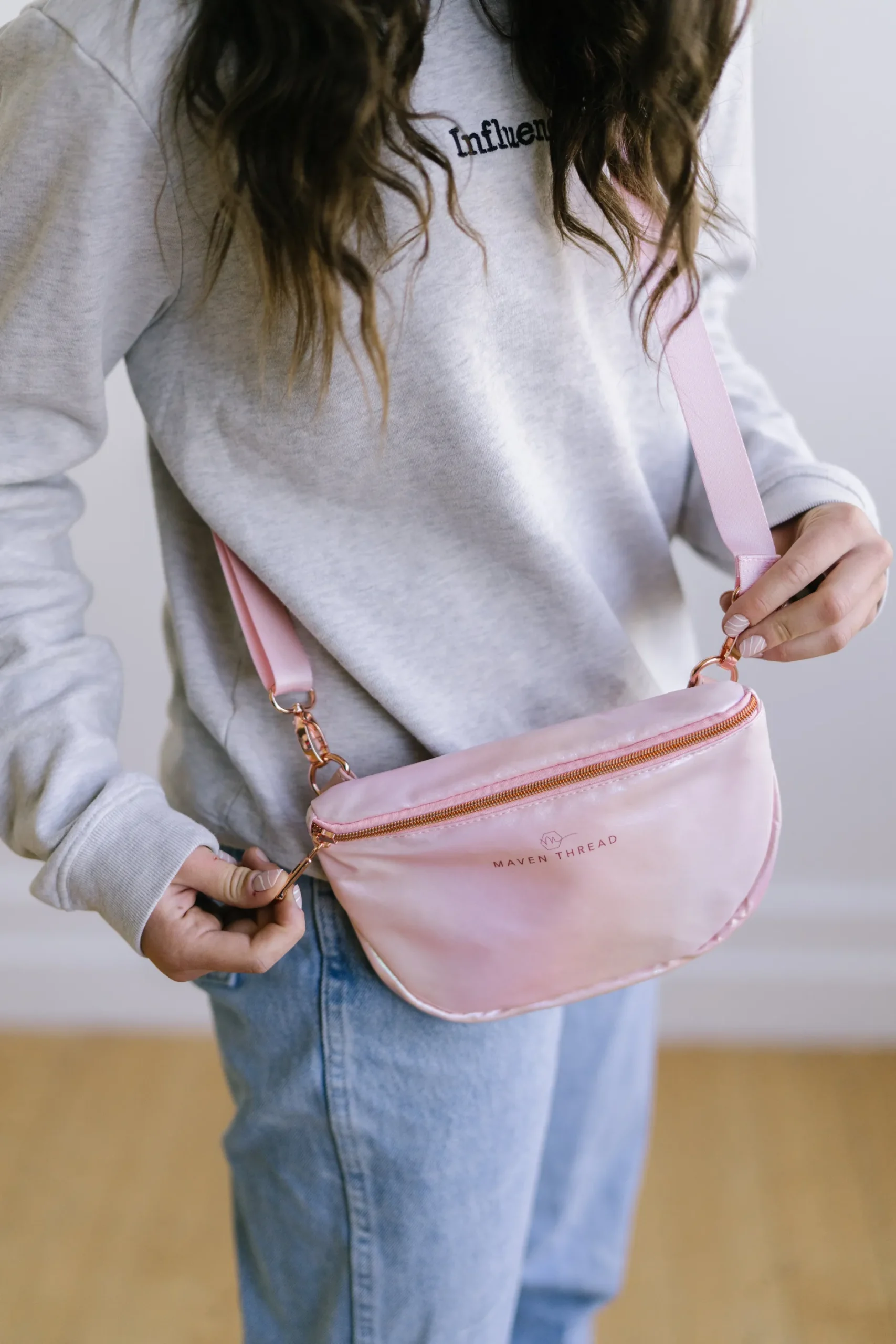 in_everyday_bag__pink_iri_6.webp 3-In-1 Everyday Bag>Maven Thread 3-in-1 Everyday Bag - Pink Iridescent