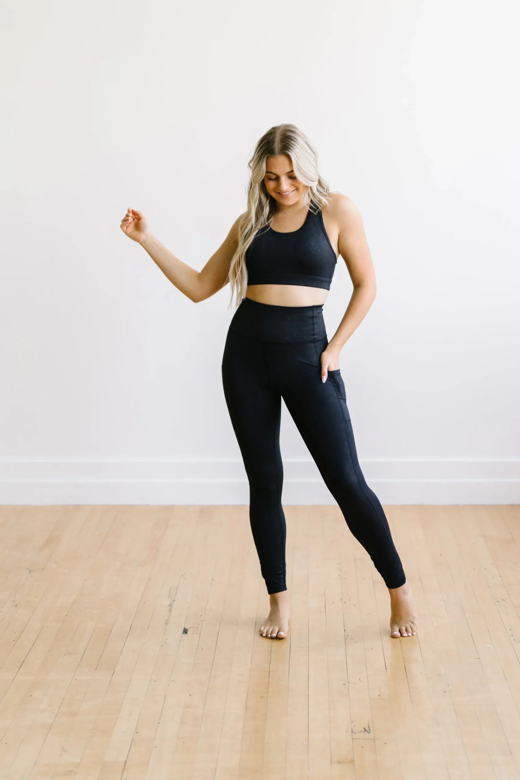 inspire_leggings__black_s_4.webp Leggings>Maven Thread Inspire Leggings - Black Snakeskin