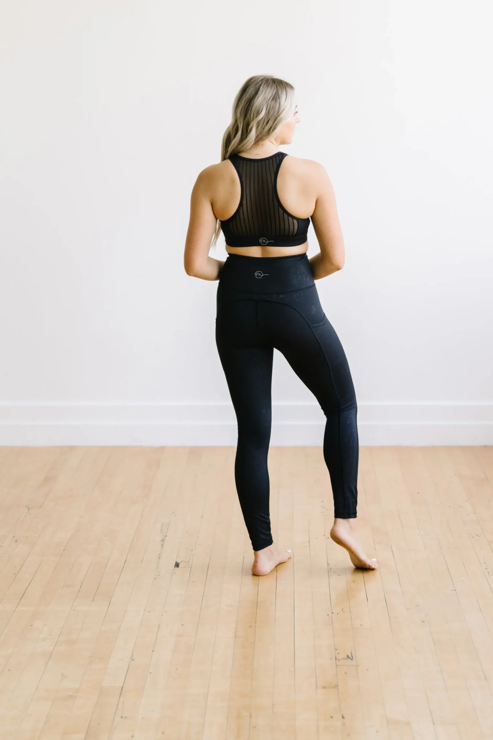 inspire_leggings__black_s_5.webp Leggings>Maven Thread Inspire Leggings - Black Snakeskin