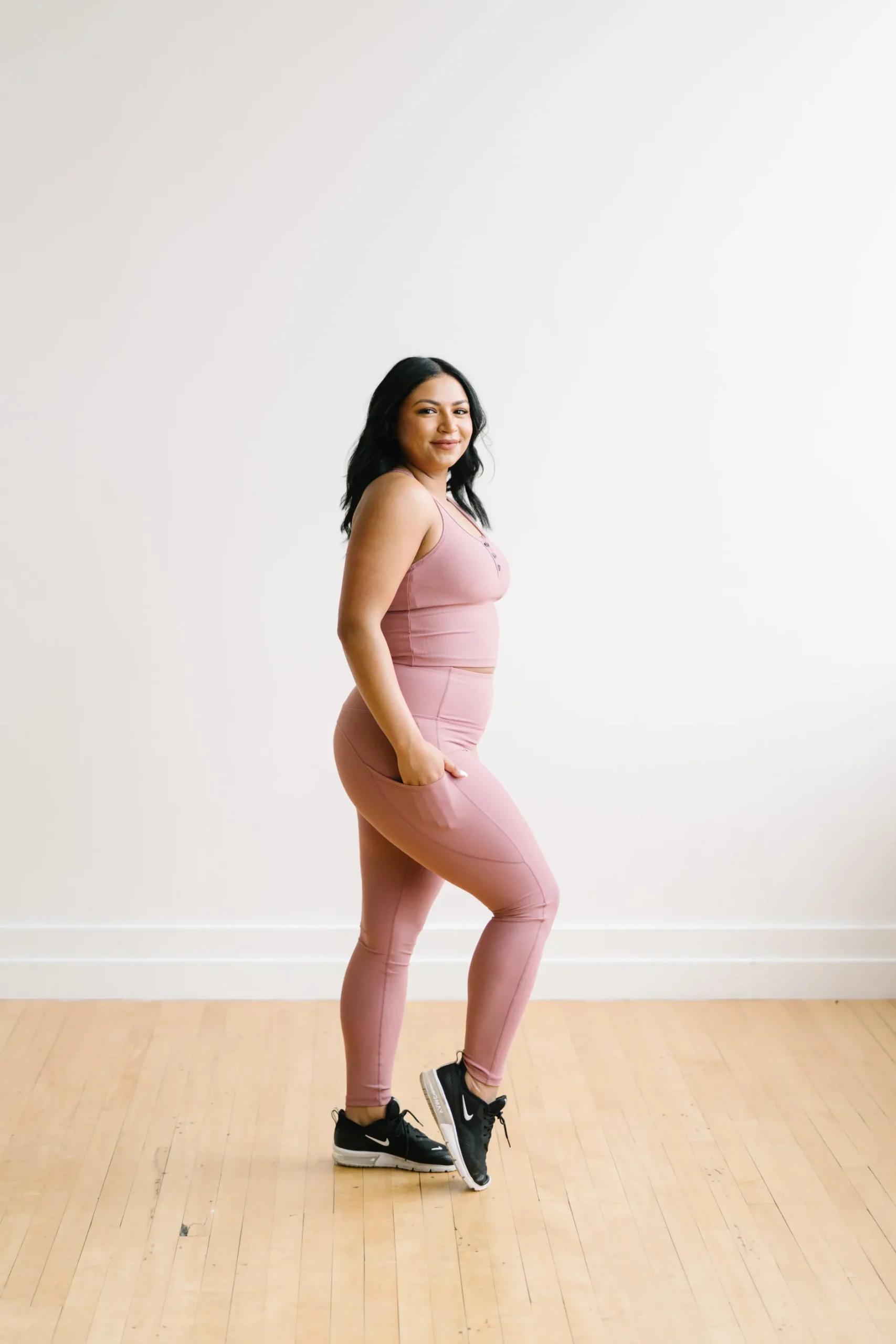 inspire_leggings__dusty_r_4.webp Leggings>Maven Thread Inspire Leggings - Dusty Rose Ribbed