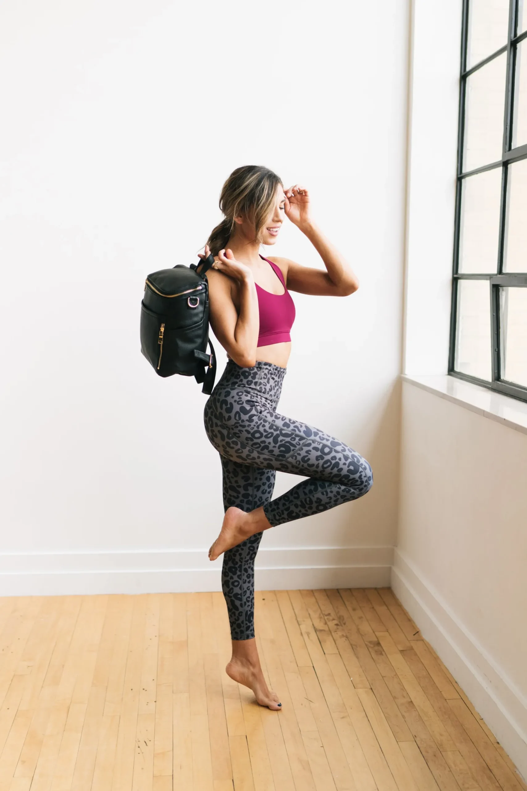 inspire_leggings__gray_le_3.webp Leggings>Maven Thread Inspire Leggings - Gray Leopard