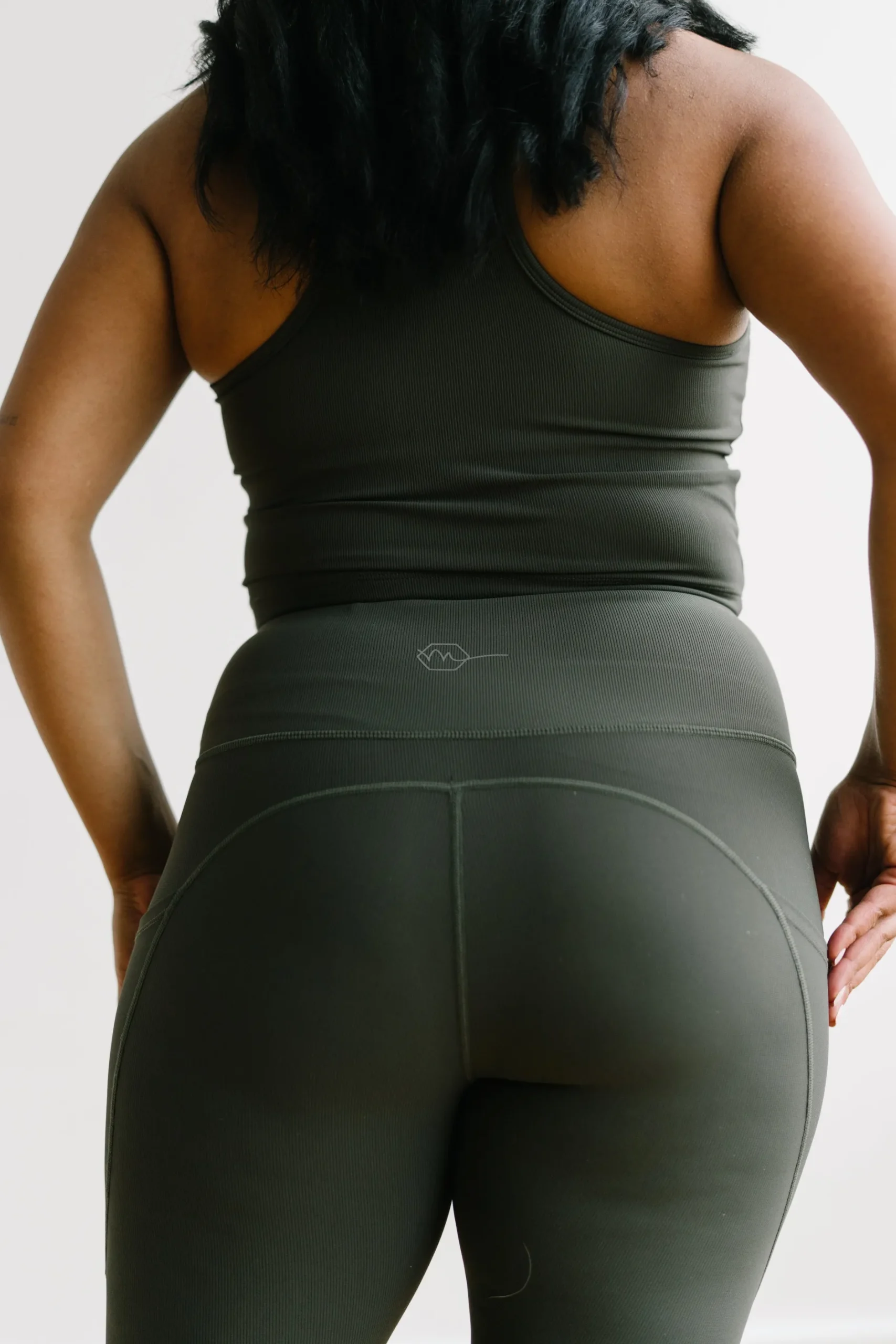 inspire_leggings__green_r_4.webp Leggings>Maven Thread Inspire Leggings - Green Ribbed