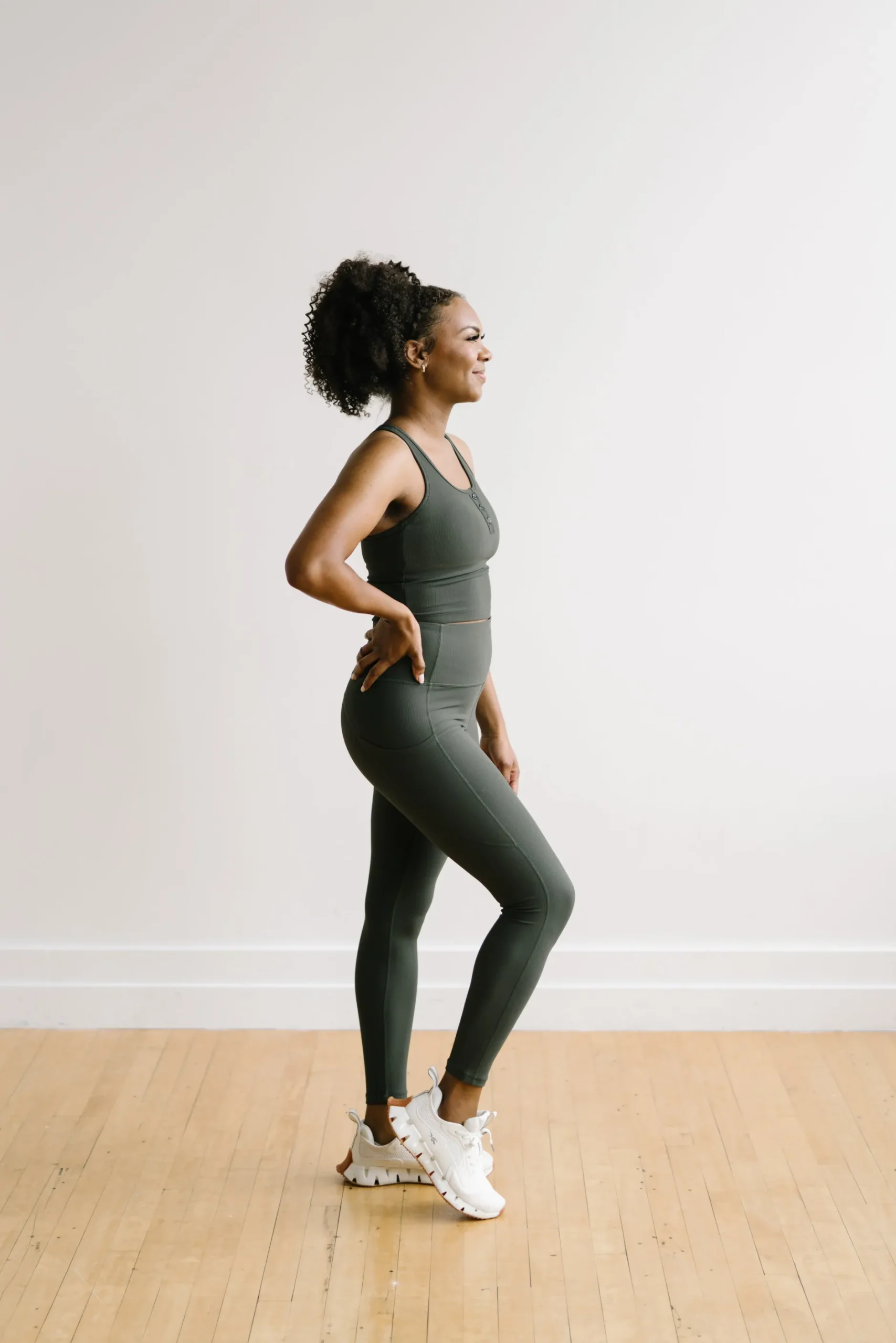 inspire_leggings__green_r_6.webp Leggings>Maven Thread Inspire Leggings - Green Ribbed