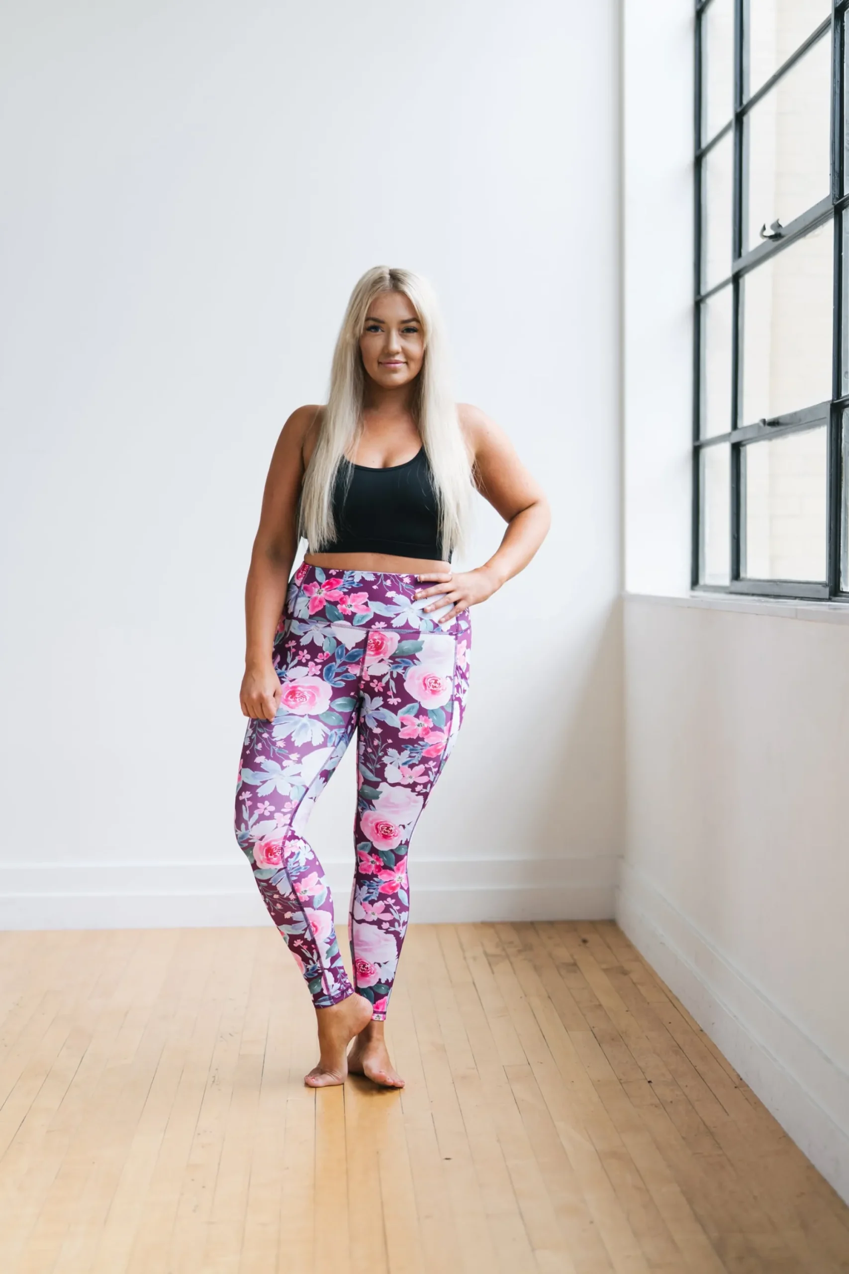 inspire_leggings__maroon__3.webp Leggings>Maven Thread Inspire Leggings - Maroon Floral
