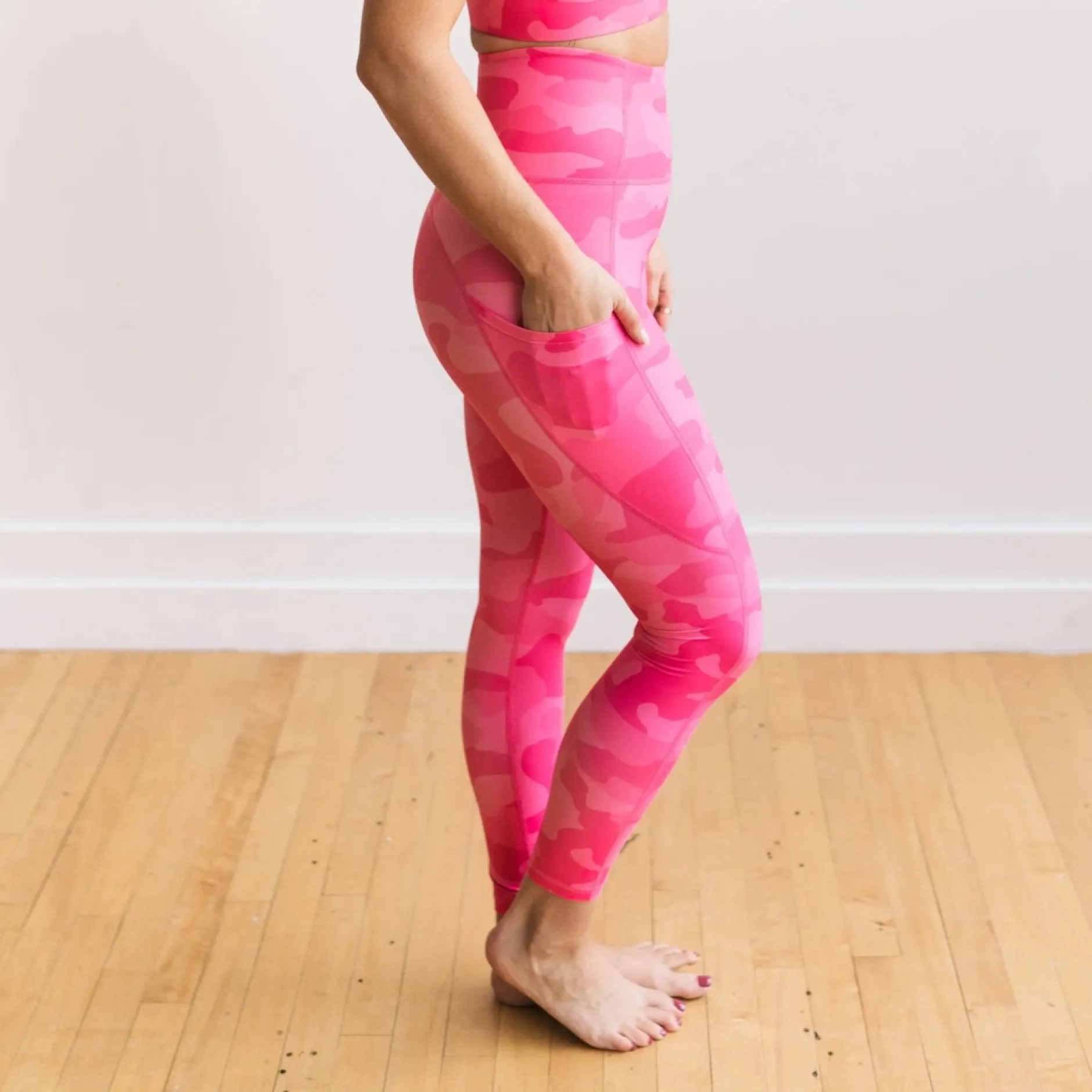 inspire_leggings__pink_ca_0.webp Leggings>Maven Thread Inspire Leggings - Pink Camo