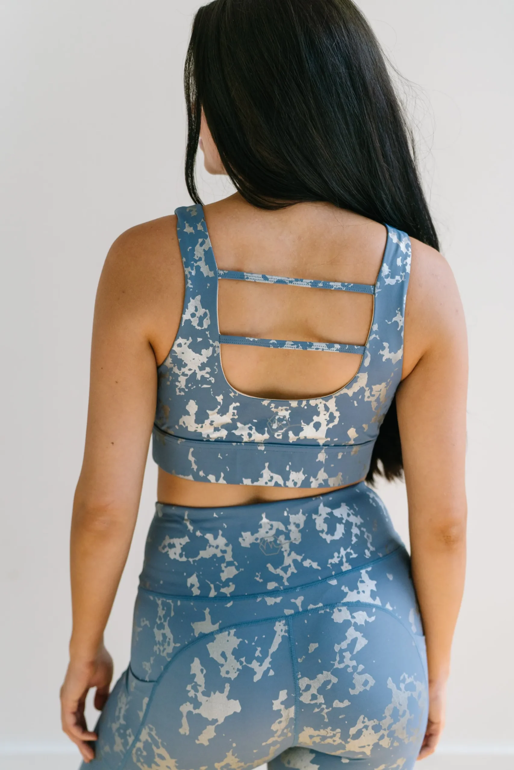 inspire_leggings__silver__2.webp Leggings>Maven Thread Inspire Leggings - Silver Foil