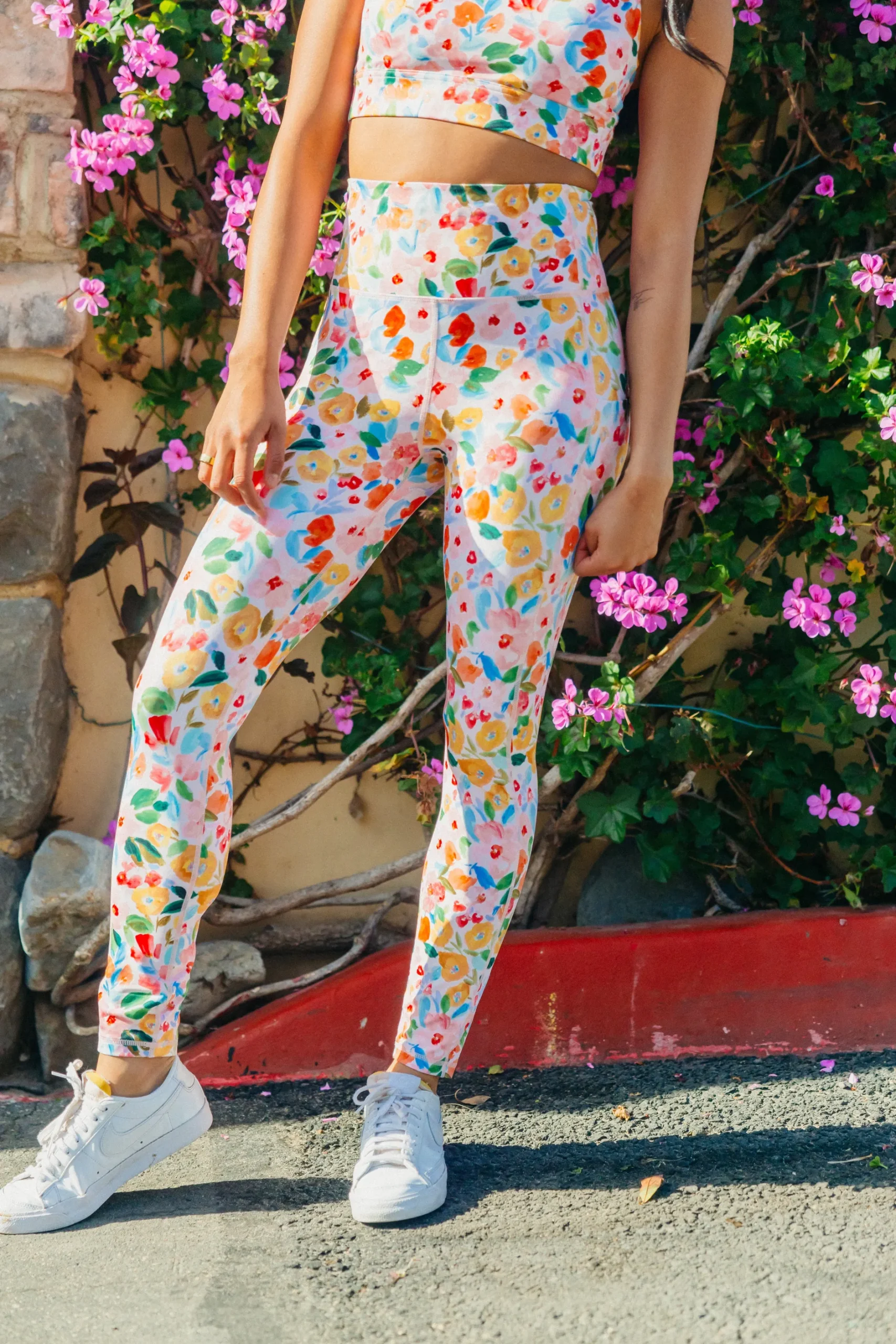 inspire_leggings__waterco_3.webp Leggings>Maven Thread Inspire Leggings - Watercolor Floral