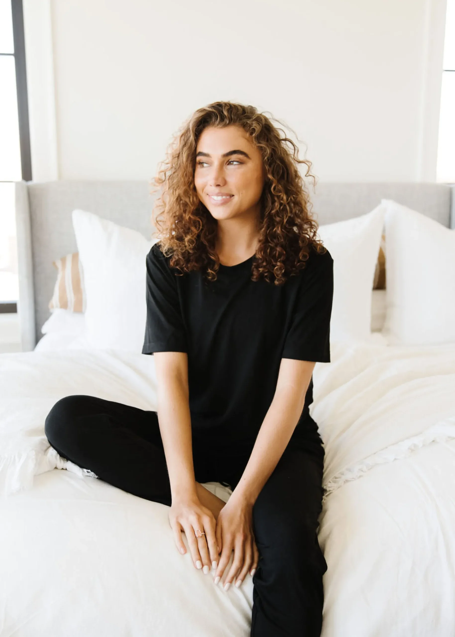 lounge_premium_pajama_top_1.webp Hoodies + Sleep | Pajamas>Maven Thread Lounge Premium Pajama Top - Black