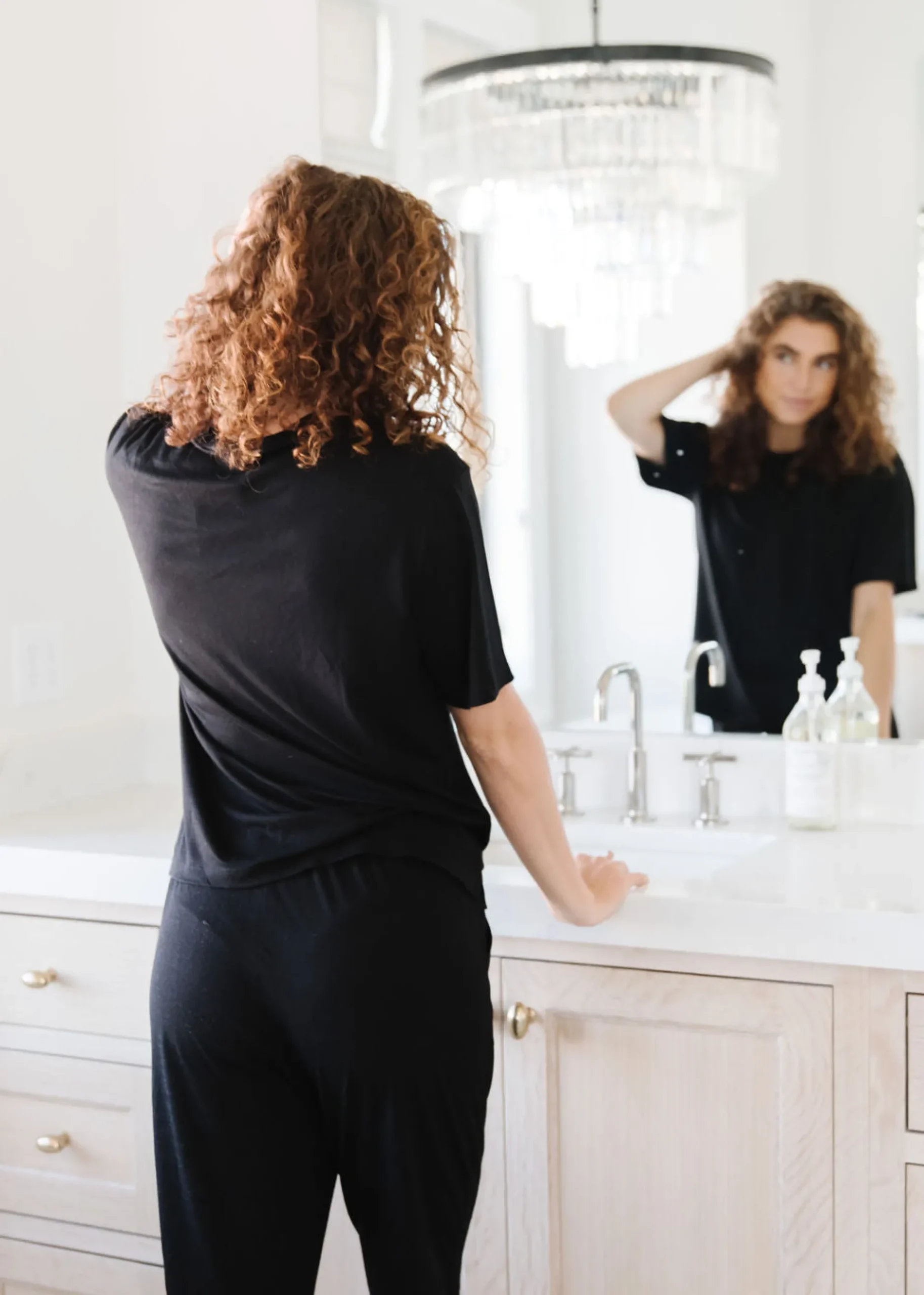 lounge_premium_pajama_top_3.webp Hoodies + Sleep | Pajamas>Maven Thread Lounge Premium Pajama Top - Black