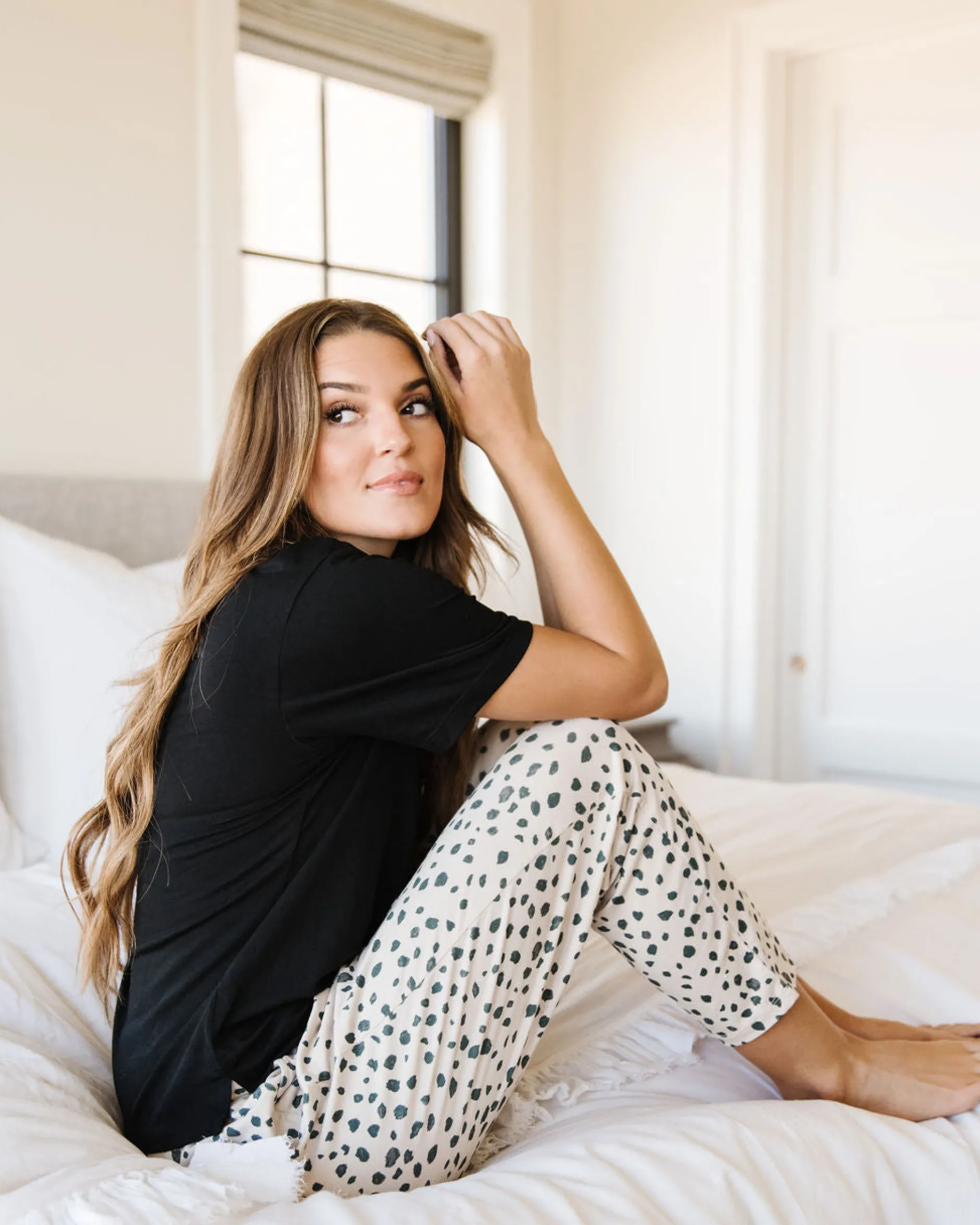 lounge_premium_pajama_top_4.webp Hoodies + Sleep | Pajamas>Maven Thread Lounge Premium Pajama Top - Black