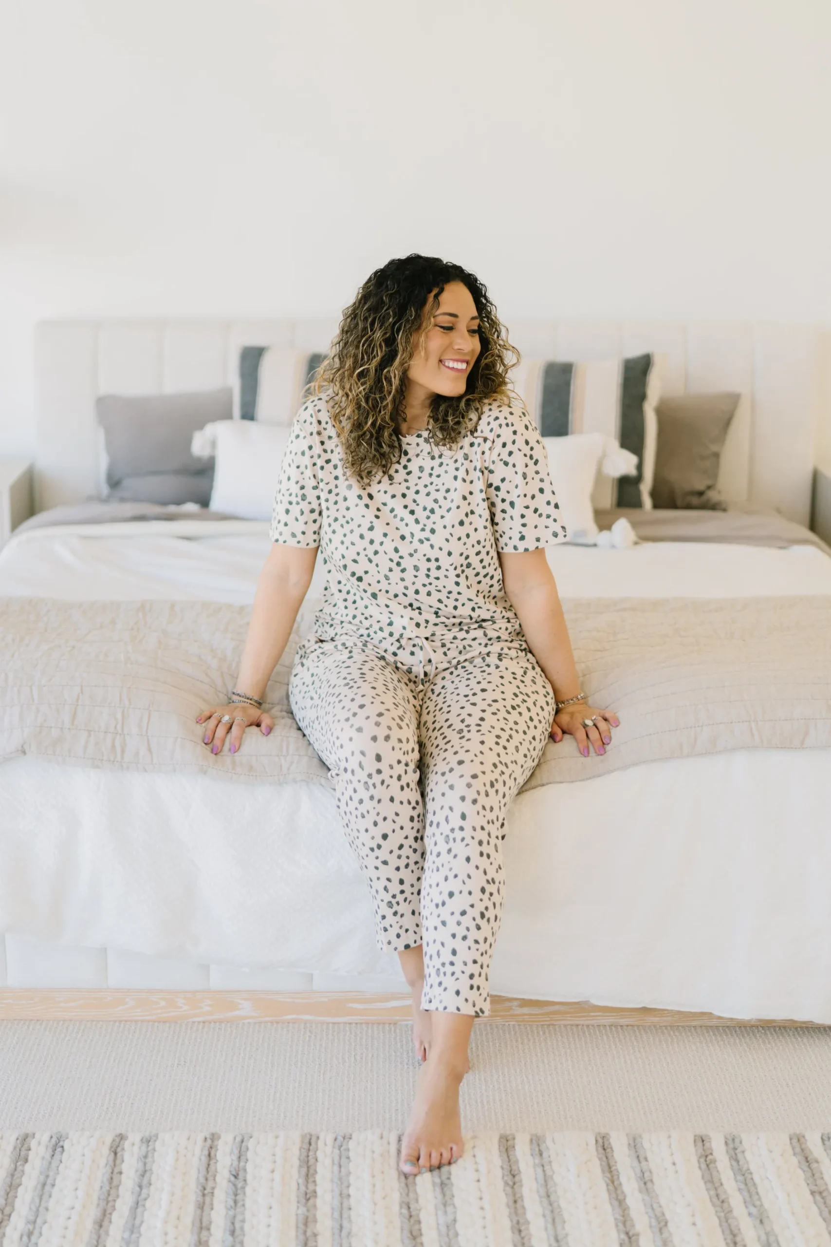 lounge_premium_pajama_top_7-1.webp Hoodies + Sleep | Pajamas>Maven Thread Lounge Premium Pajama Top - Dalmatian