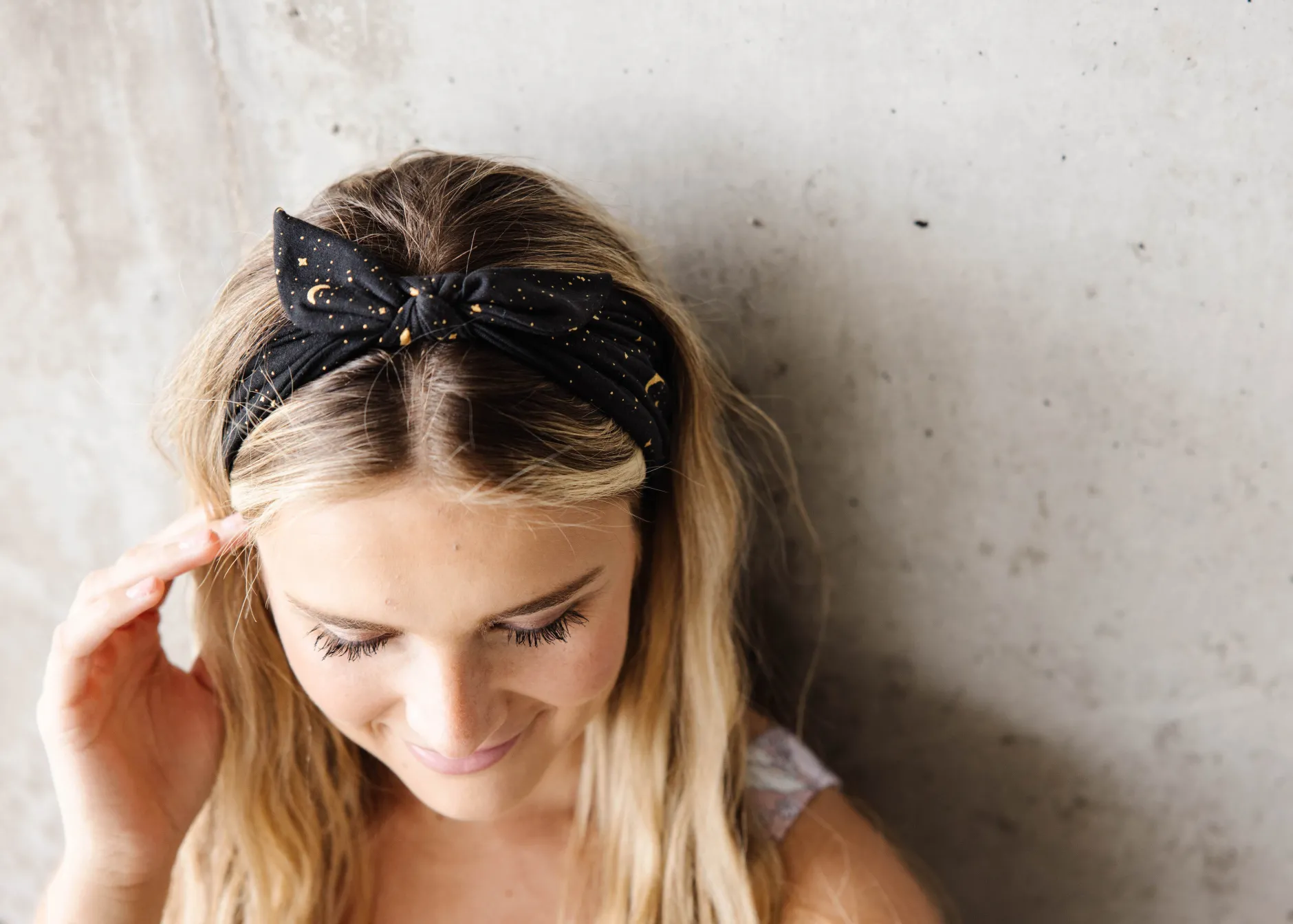 lunar___bow_headband_3.webp Headbands>Maven Thread LUNAR - 4'' Bow Headband
