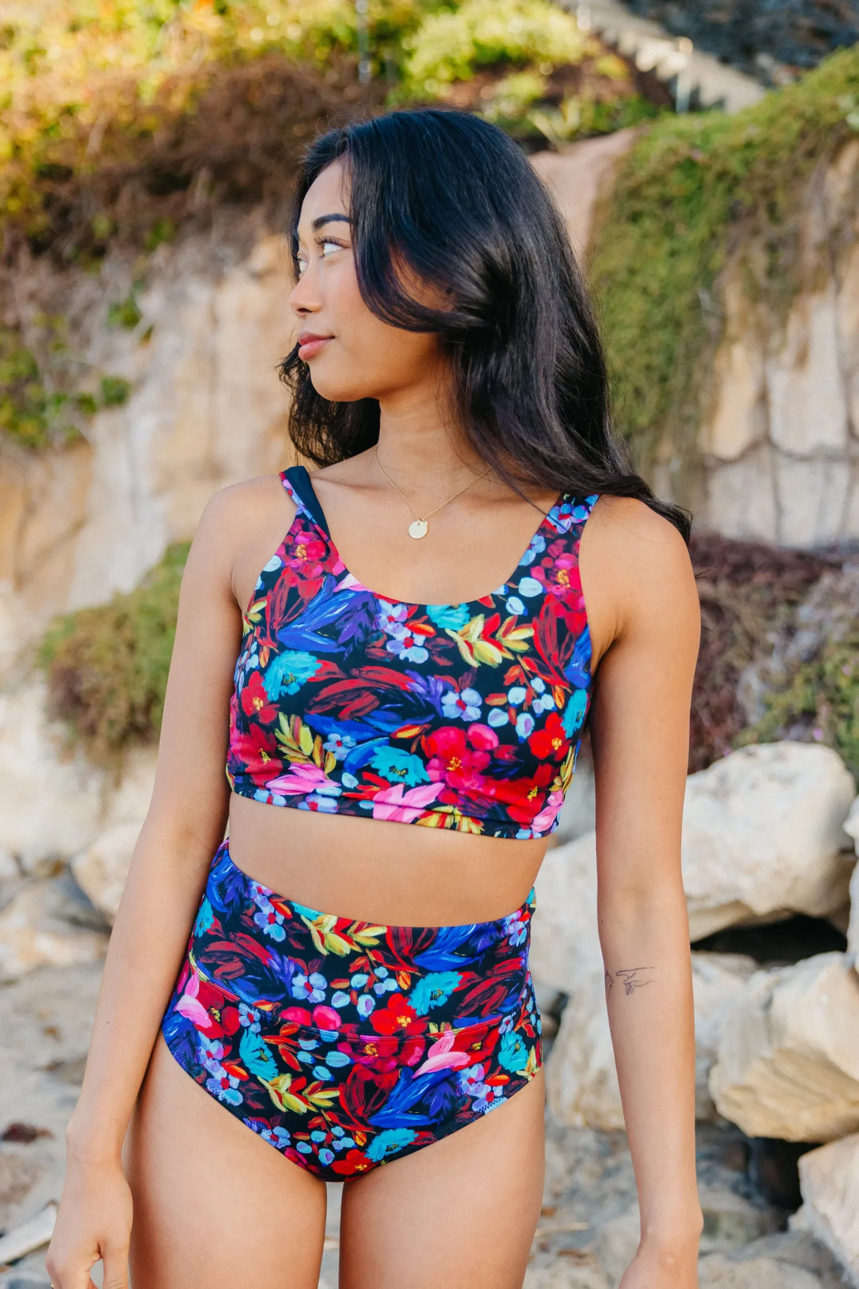 oasis_bikini_top__midnigh_3.webp Swim Tops | Swim Tops>Maven Thread Oasis Bikini Top - Midnight Floral