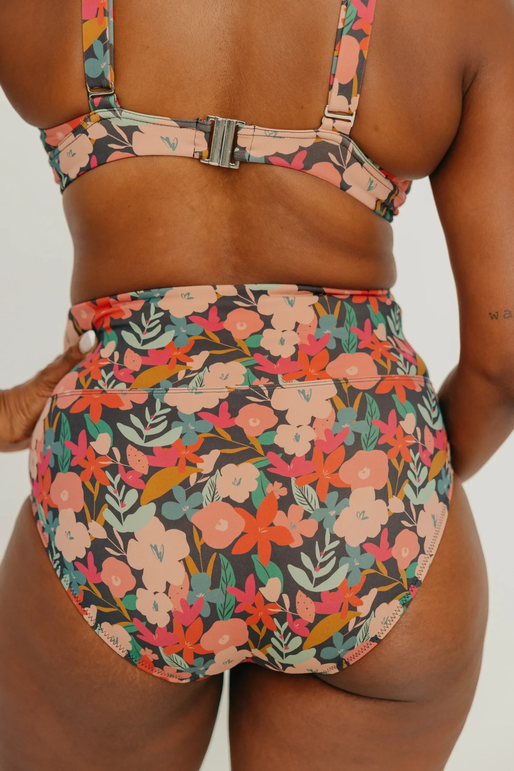 plunge_bikini_top__luna_9.webp Swim Tops | Swim Tops>Maven Thread Plunge Bikini Top - Luna