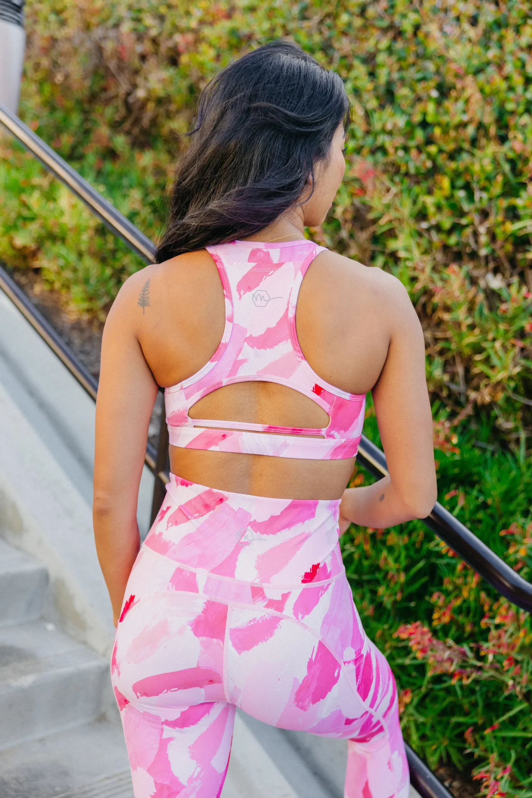power_sports_bra__pink_br_3.webp Sports Bras>Maven Thread Power Sports Bra - Pink Brushstroke