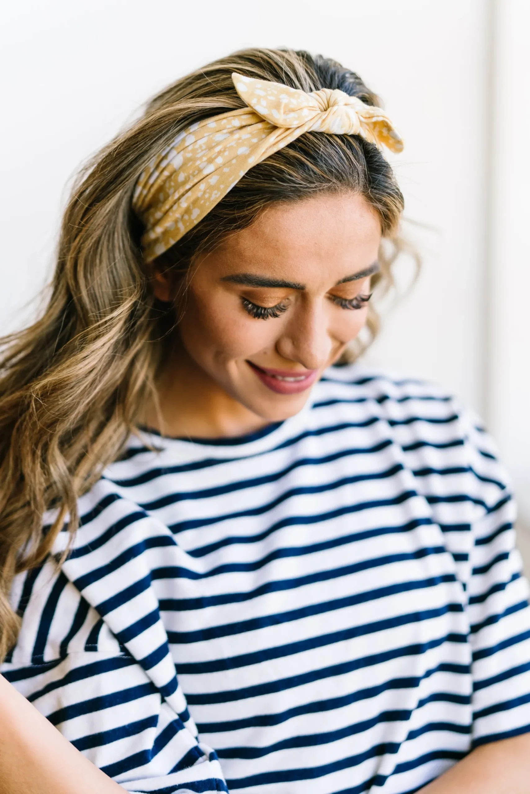 sunny___bow_headband_2.webp Headbands>Maven Thread SUNNY - 4'' Bow Headband