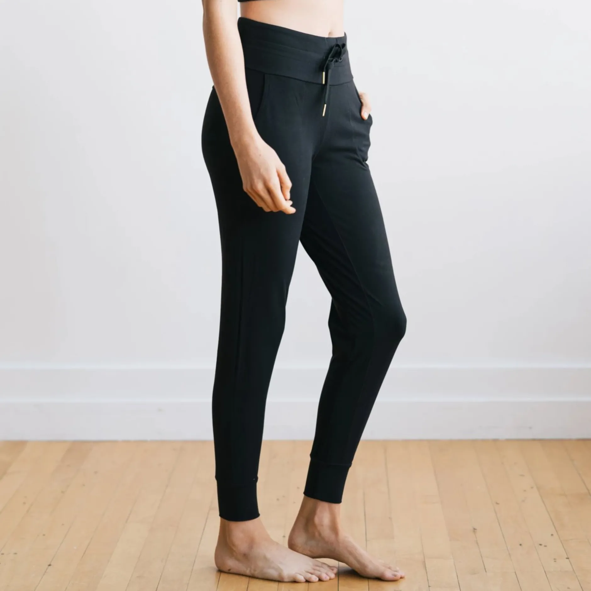 warmup_joggers__black_0.webp Joggers | Joggers>Maven Thread Warmup Joggers - Black