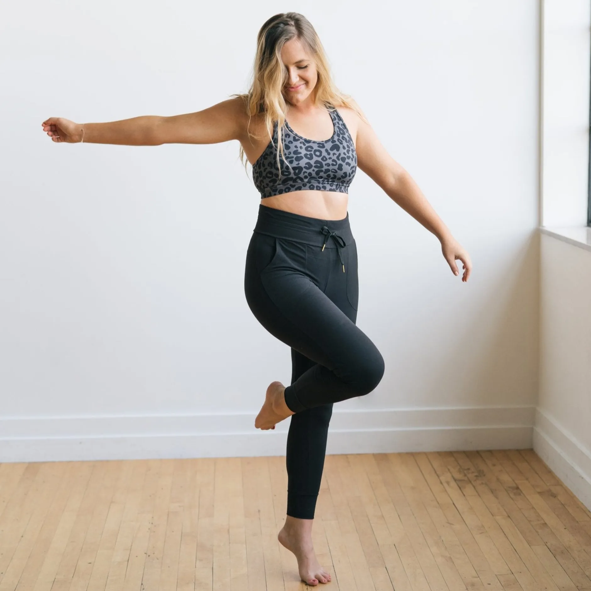warmup_joggers__black_7.webp Joggers | Joggers>Maven Thread Warmup Joggers - Black