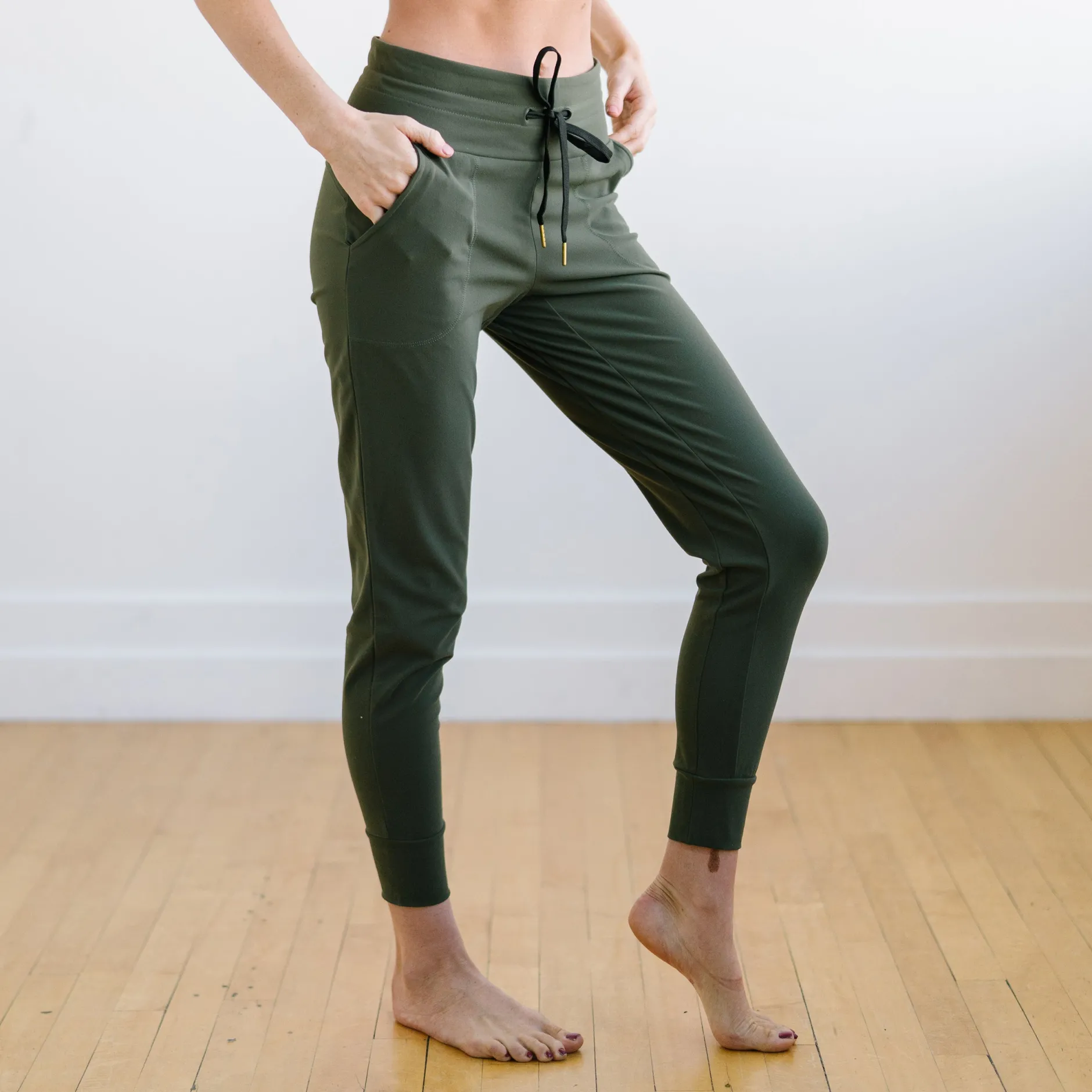 warmup_joggers__olive_gre_0.webp Joggers | Joggers>Maven Thread Warmup Joggers - Olive Green